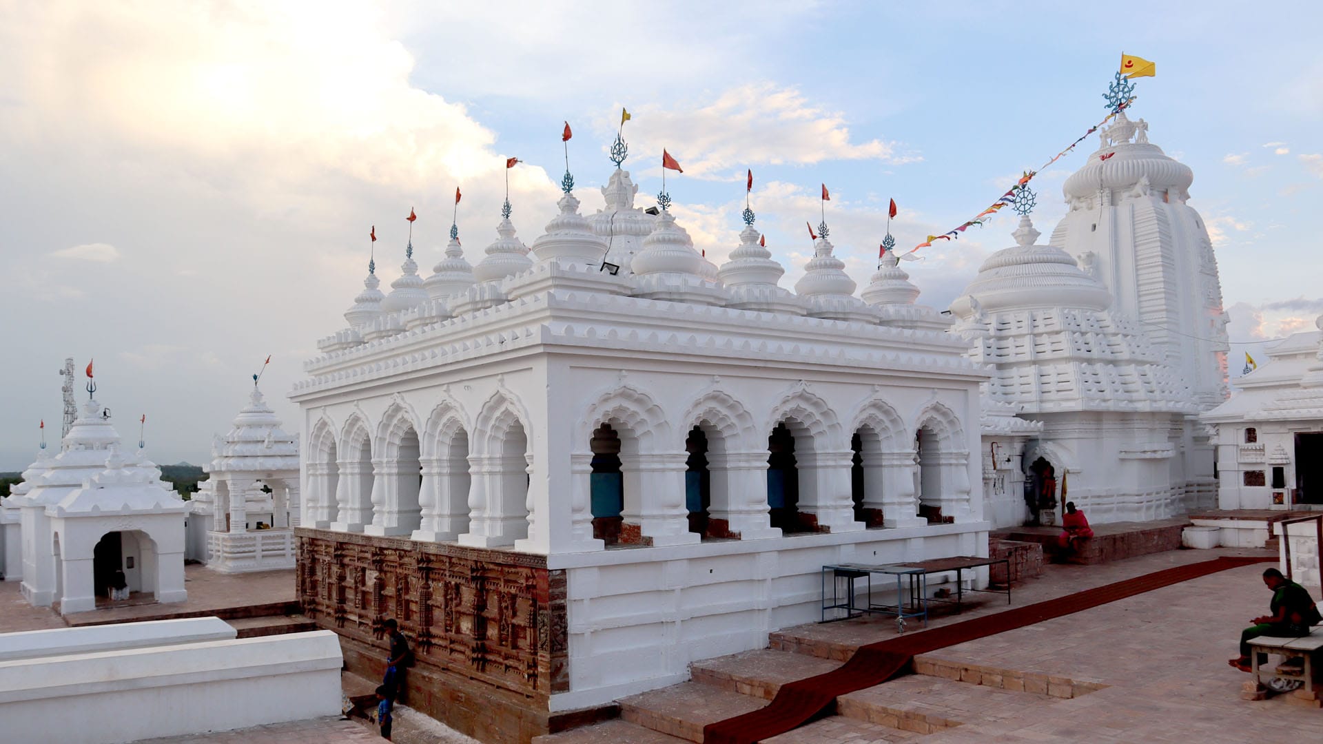 Discovering Kantilo Nila Madhaba: A Spiritual and Cultural Haven