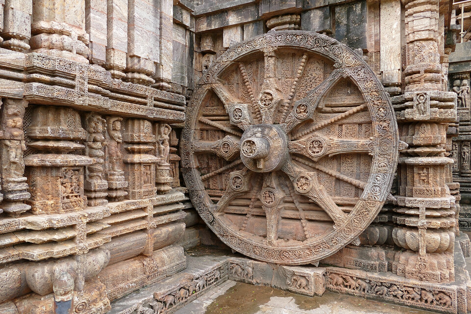 Stone wheel of Konark Sun Temple used as a sundial